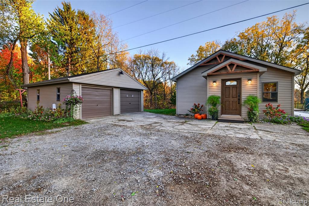 12202 E Bristol Road — photo