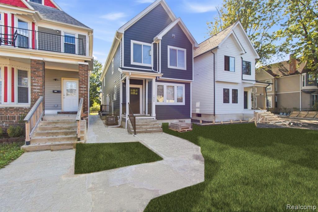 1639 Merrick Street — photo