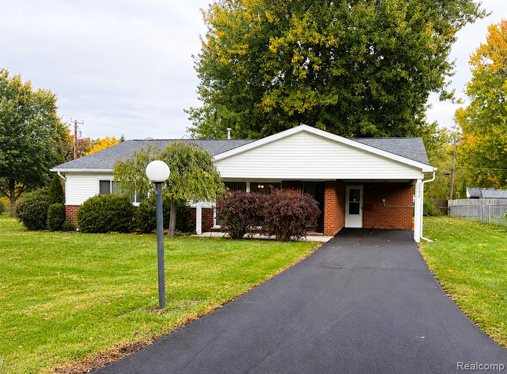 2502 Ivanhoe Drive — photo
