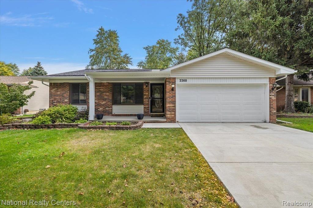 3360 Wolverine Drive — photo