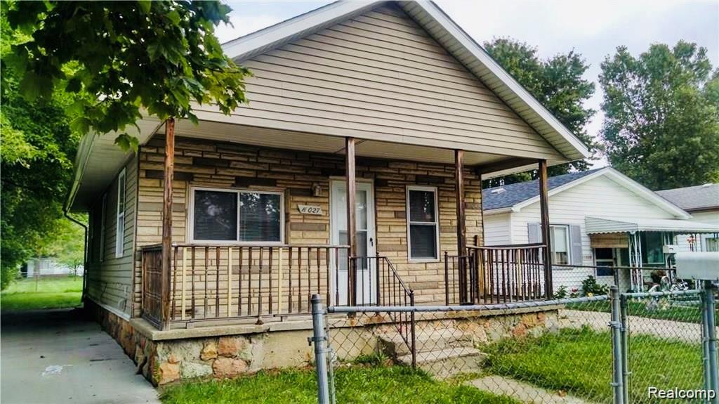 11027 Timken Avenue — photo