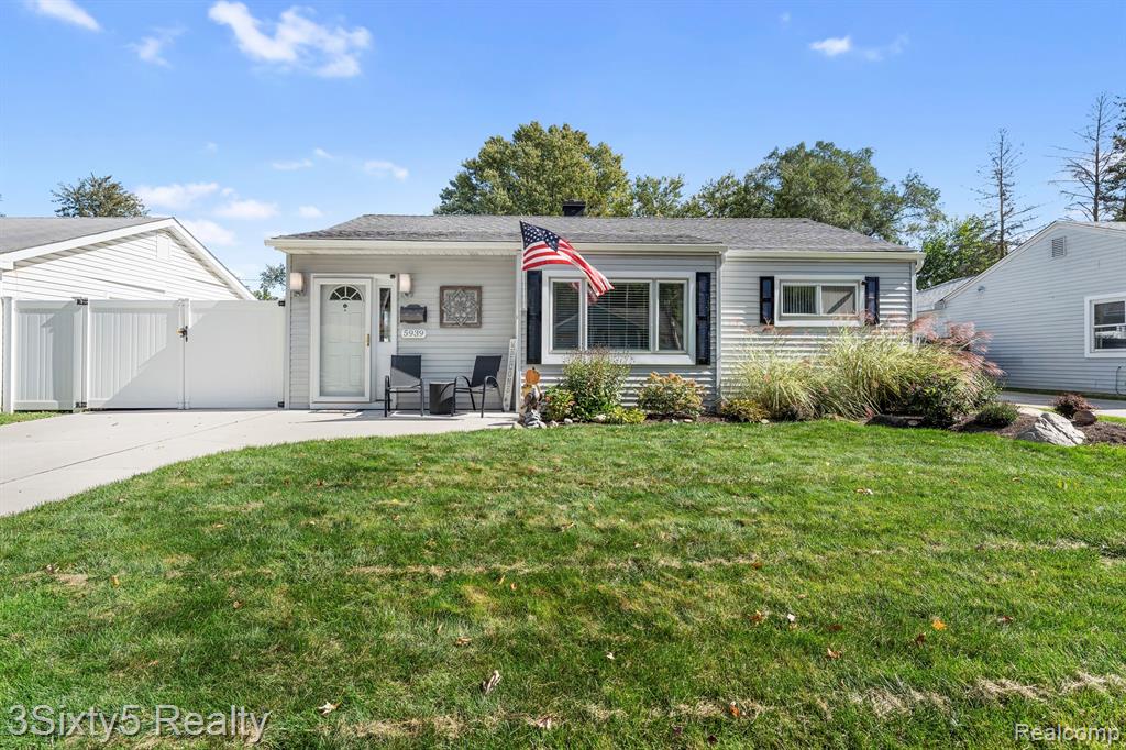 5939 Daniels Street — photo