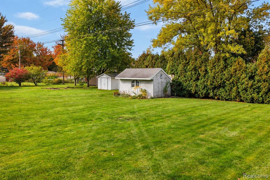 665 Maple Drive, Dundee, MI 48131 — photo 2