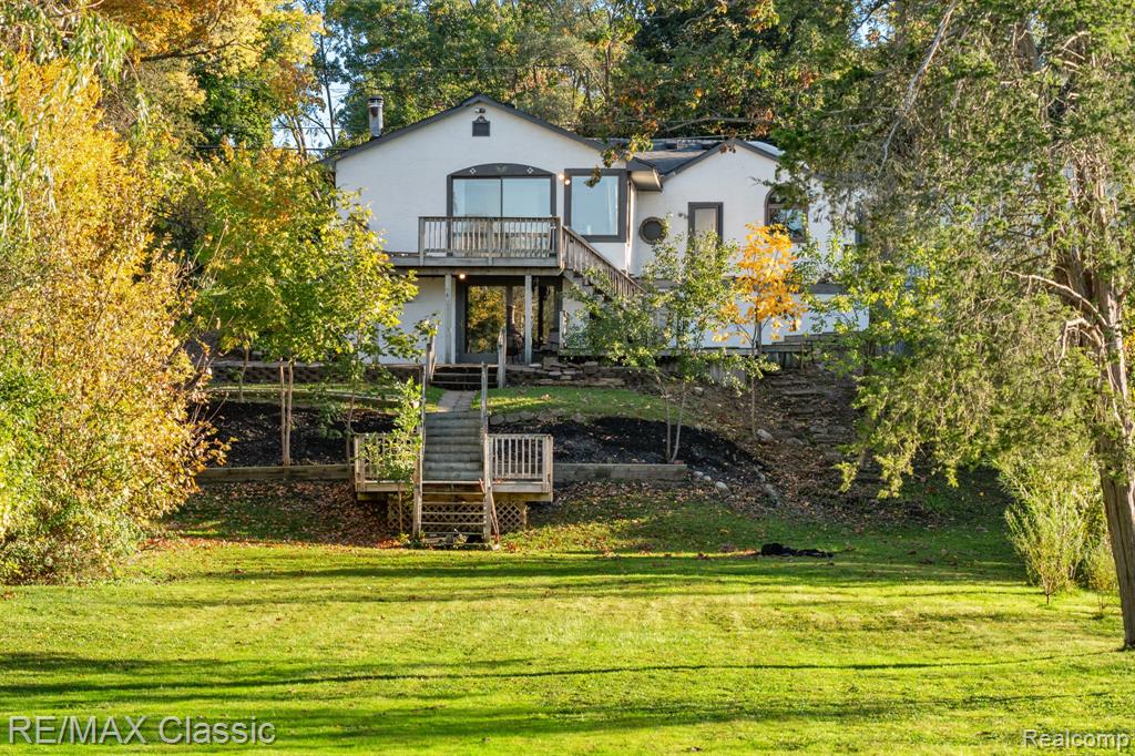 1726 W Oakley Park Road — photo