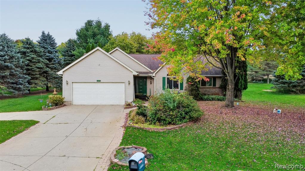 335 Brandon Hill — photo