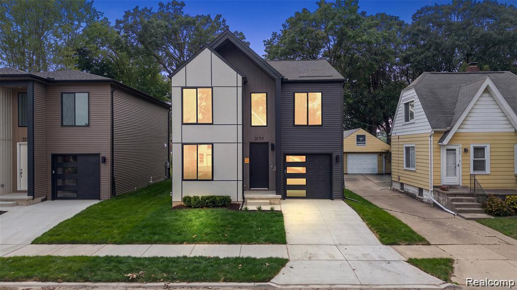 3131 Grayson Street — photo