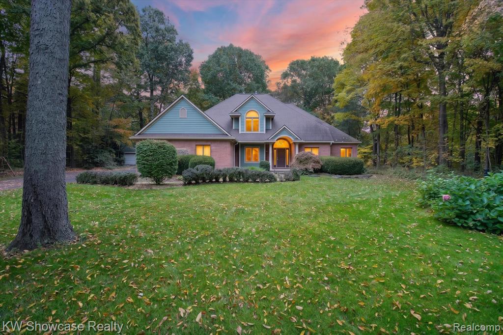 2320 Canyon Ridge Drive — photo