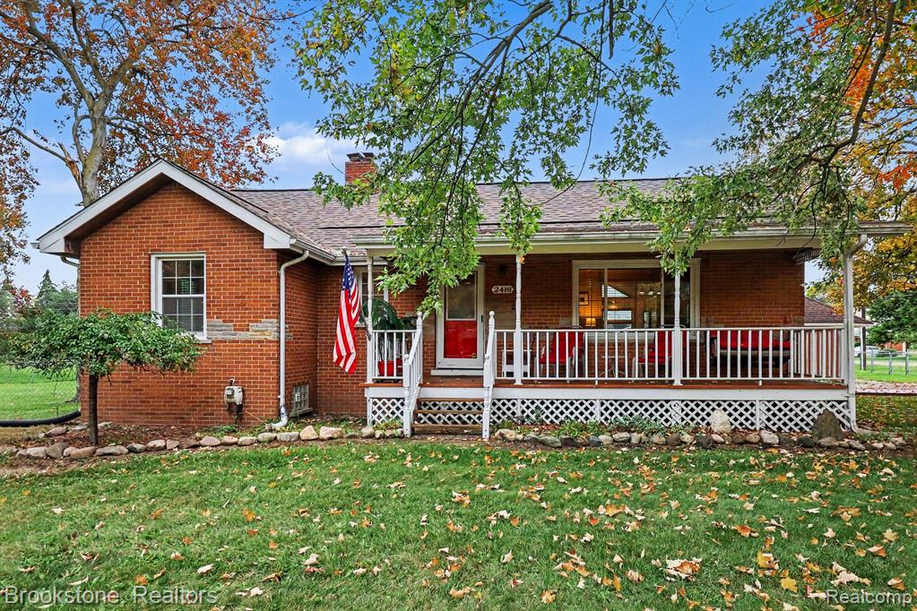 2416 Cromie Drive — photo