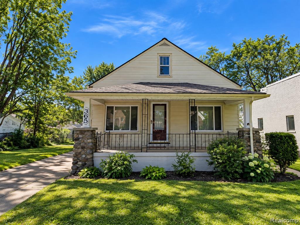 365 Voorheis Street — photo