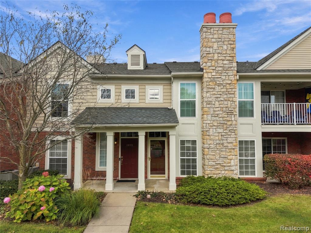 28251 Oakmonte Circle — photo