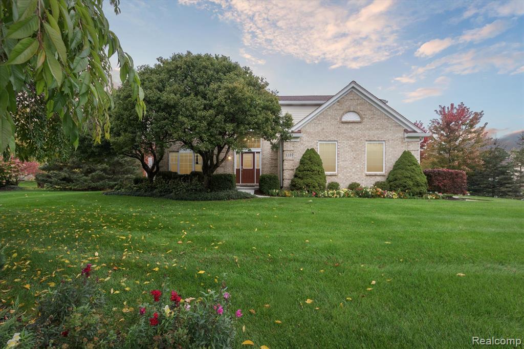 1107 Mountainside Drive — photo