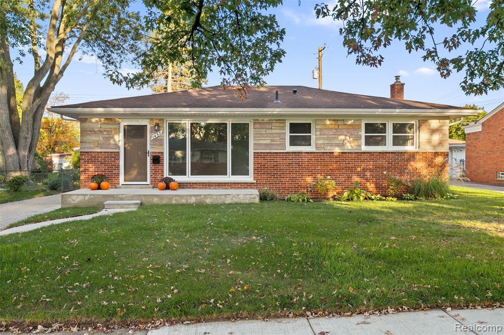 1437 Jeffery Street — photo