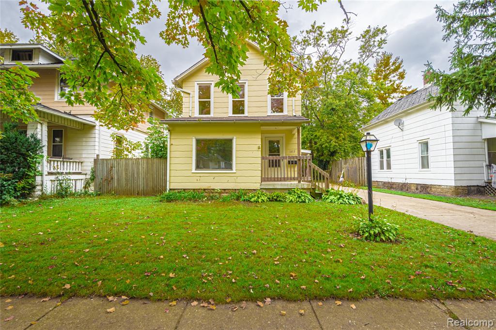 1413 Howard Street — photo
