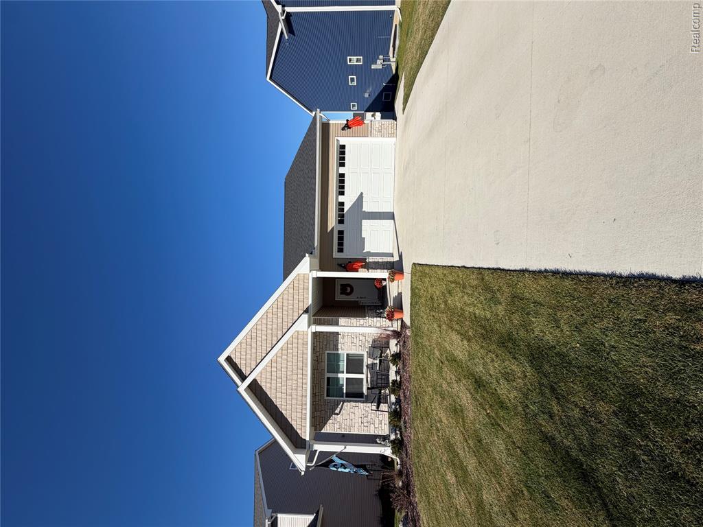 400 Jubilee Drive — photo