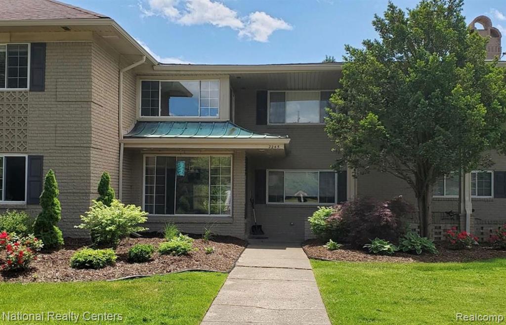 2245 S Walton Boulevard Unit 58 — photo