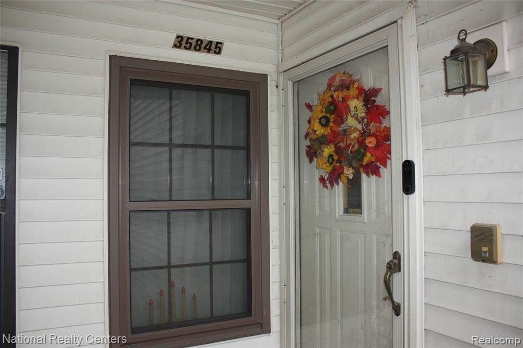 35845 Castlewood Court — photo