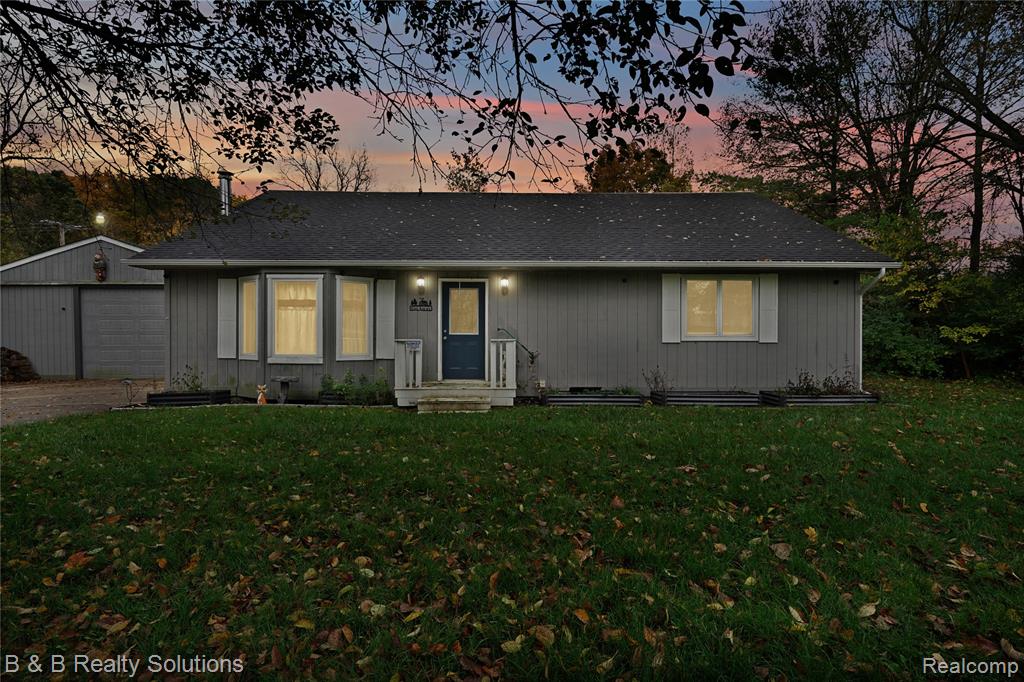 7171 Stanley Road — photo