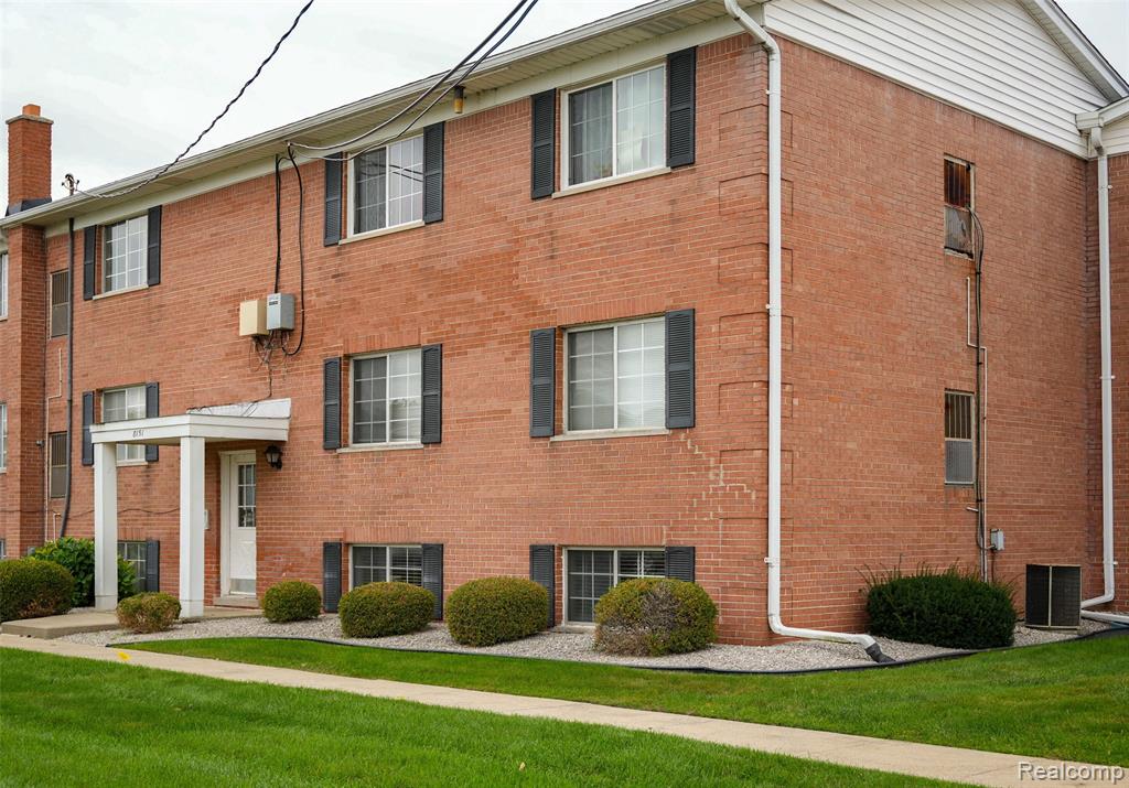 8151 Denwood Drive — photo