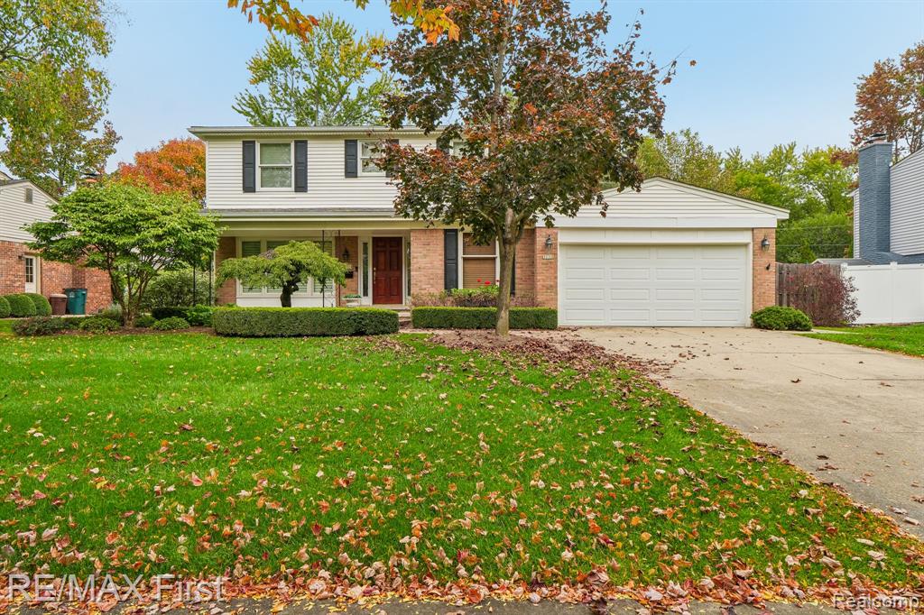 3232 Essex Drive — photo