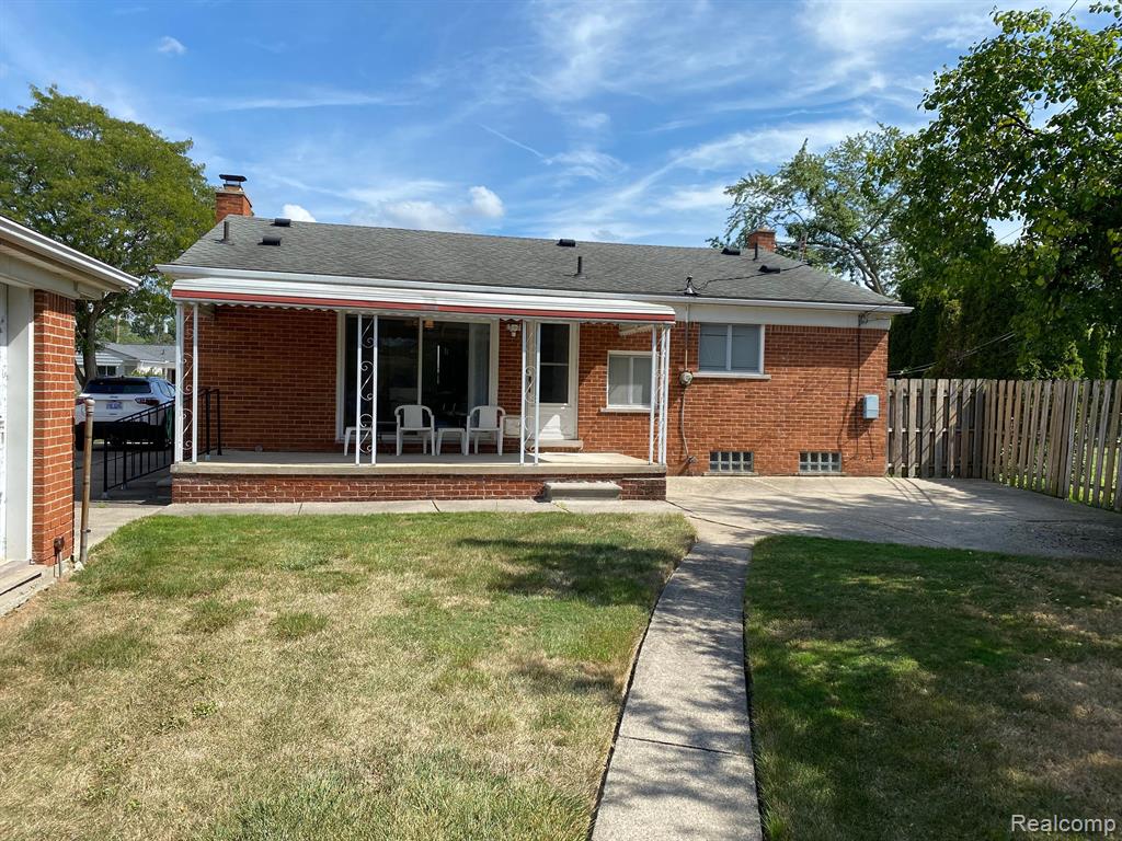 20243 Brookwood Street — photo