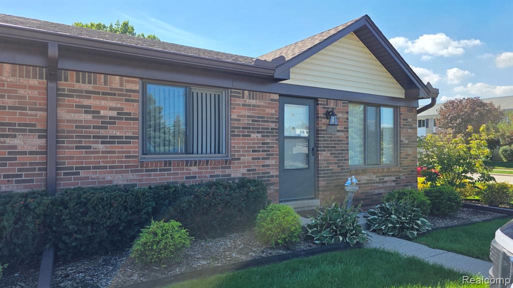 30766 Quinkert Street — photo