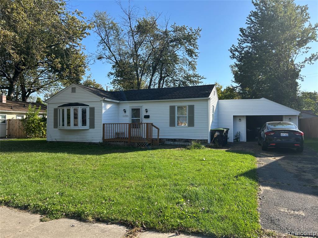 11737 Cornell Street — photo