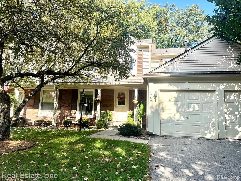 1069 Paint Creek Lane — photo
