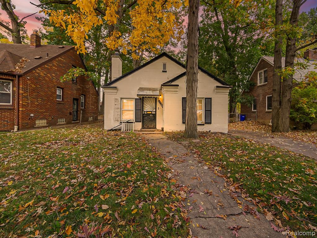 17308 Chapel Street — photo