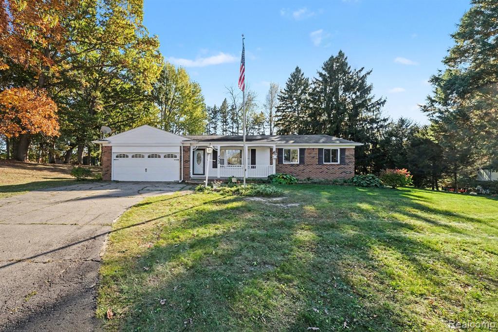 8468 Belle Bluff Drive — photo