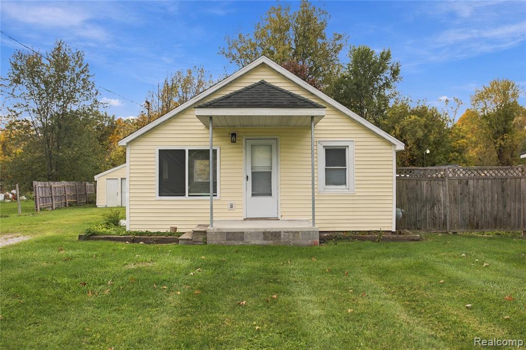 5805 Swan Creek Road — photo