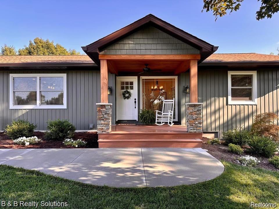 5796 Fish Lake Road — photo
