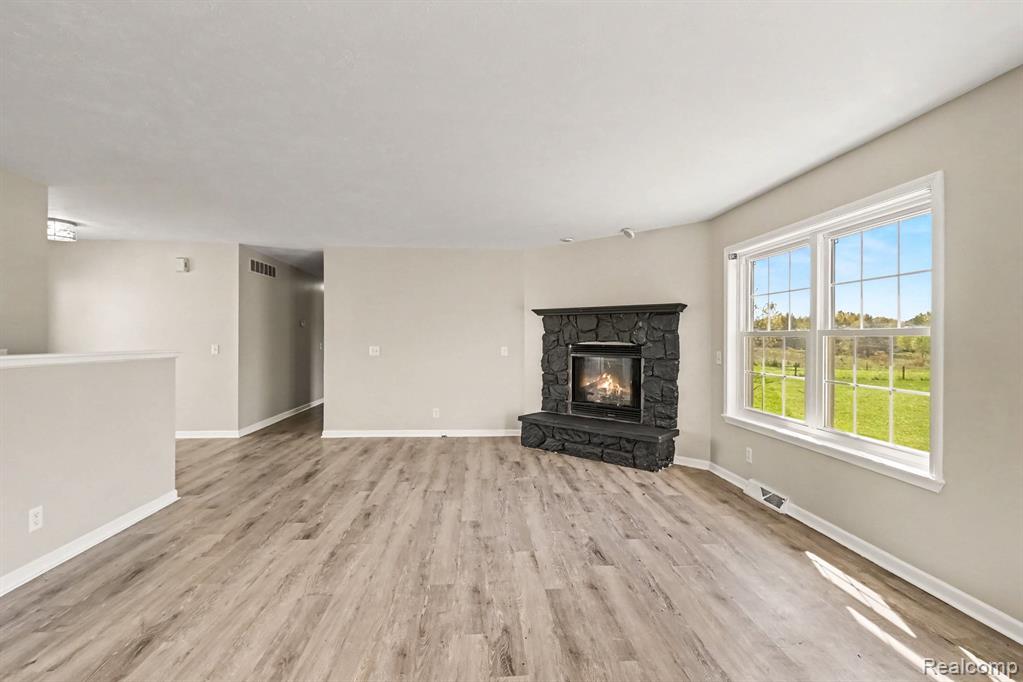6855 W Howe Road, DeWitt, MI 48820 — photo 3