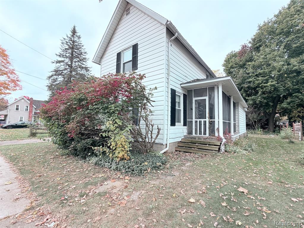 106 Cogshall Street — photo