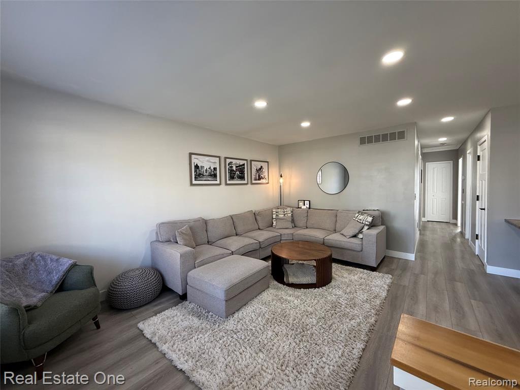 517 Renshaw Street, Rochester, MI 48307 — photo 3