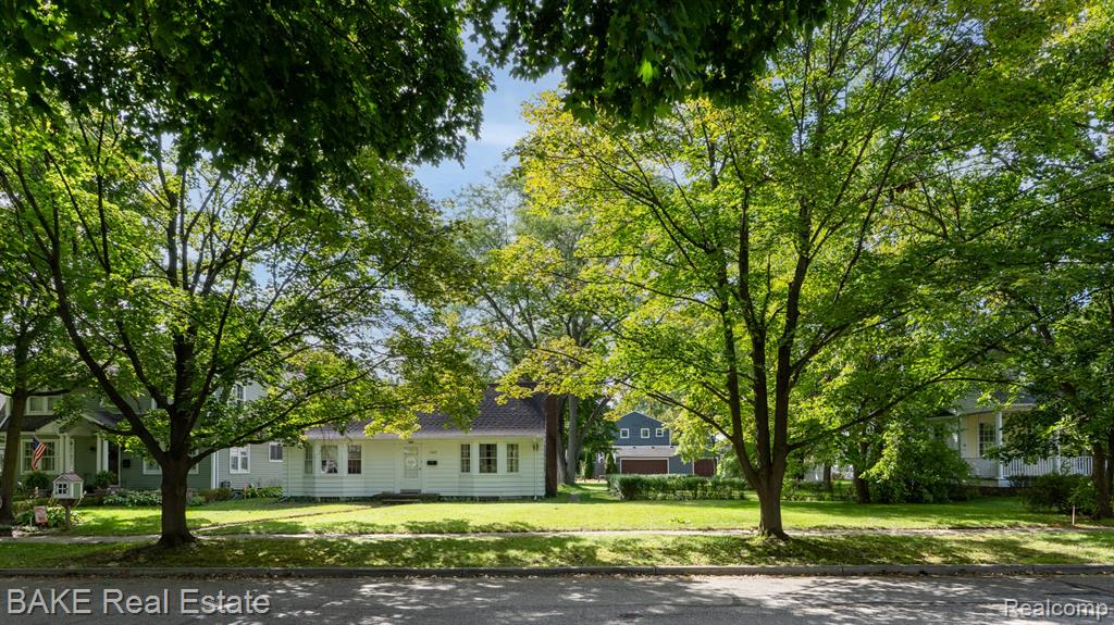1469 Sheridan Street — photo