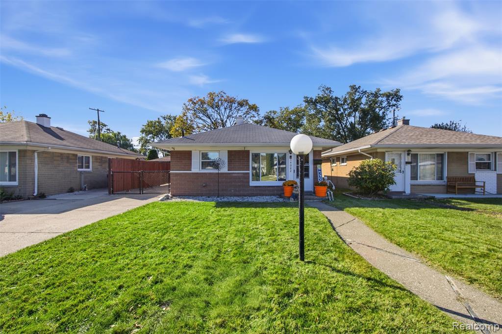 14082 Irene Street — photo