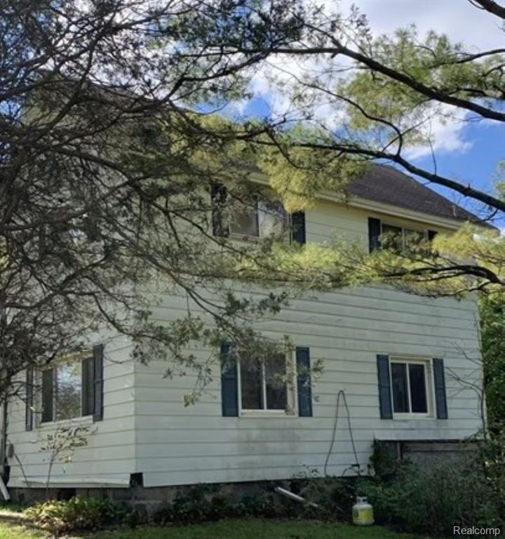 8245 Schrepfer Road, Howell, MI 48855 — photo 2