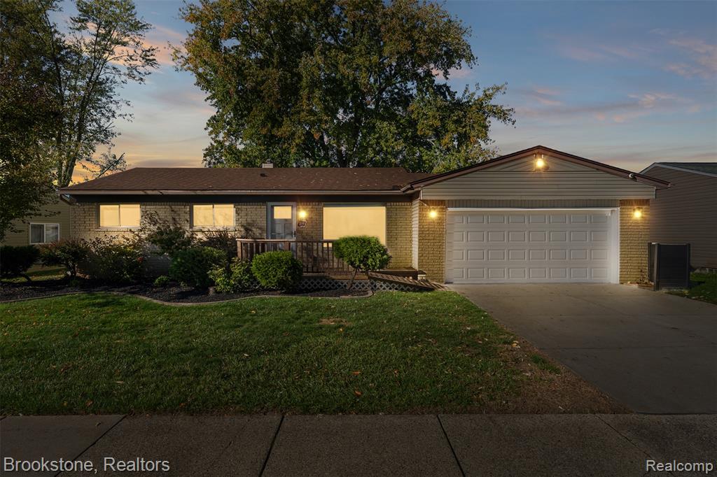 22145 Purdue Avenue — photo