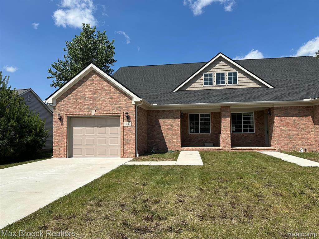1049 Birchwood Drive — photo