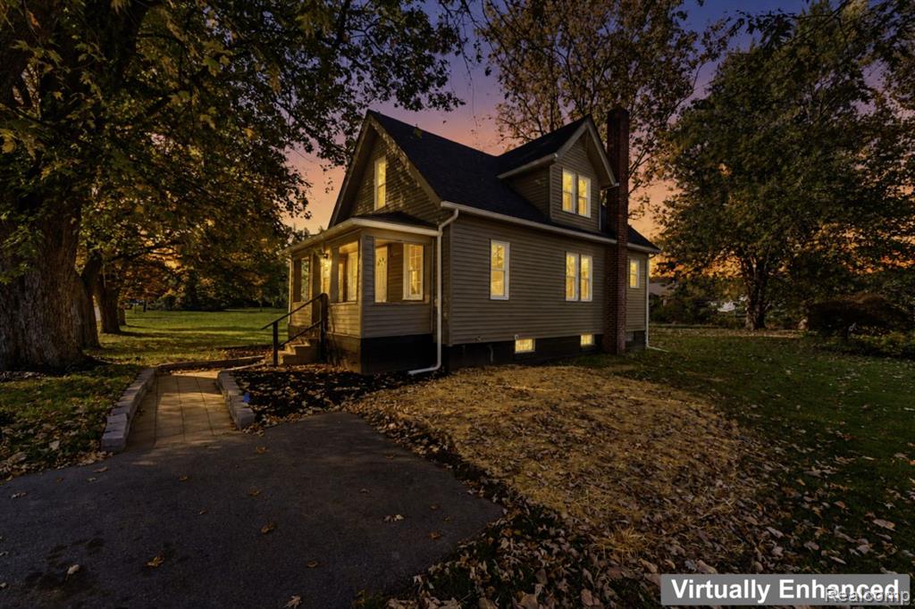11320 Whitehorn Street — photo