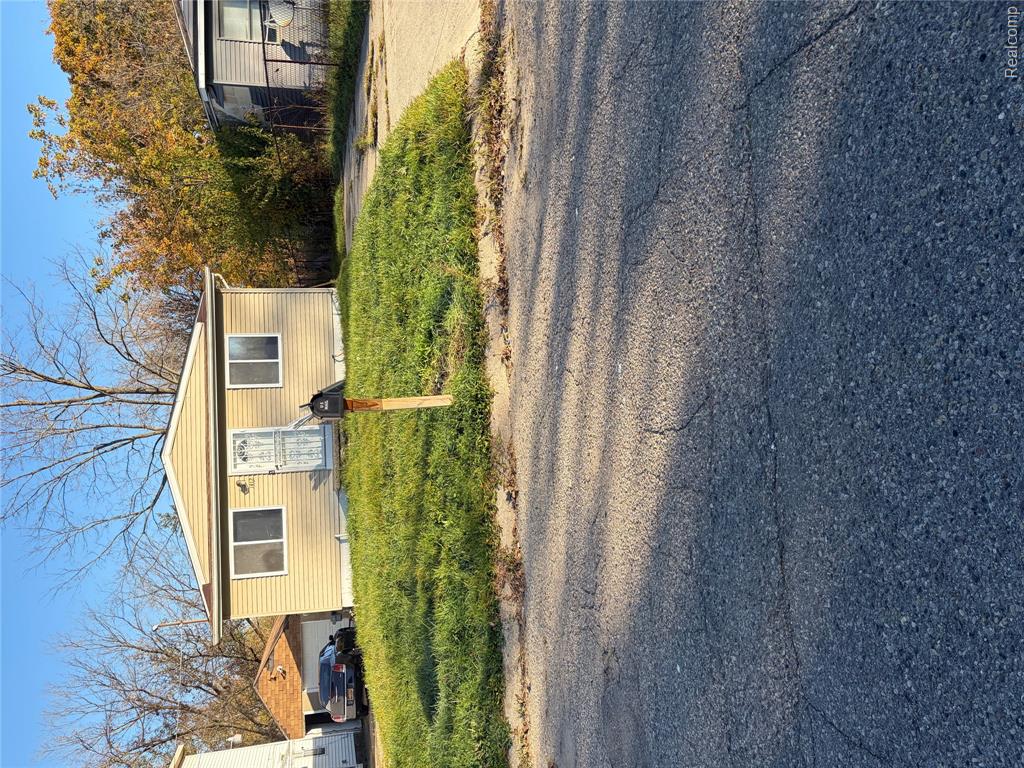 1412 Tremont Avenue — photo