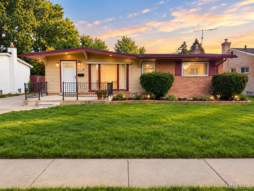 31018 Cousino Drive — photo