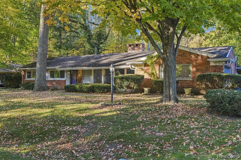 3165 Oakhill Drive — photo
