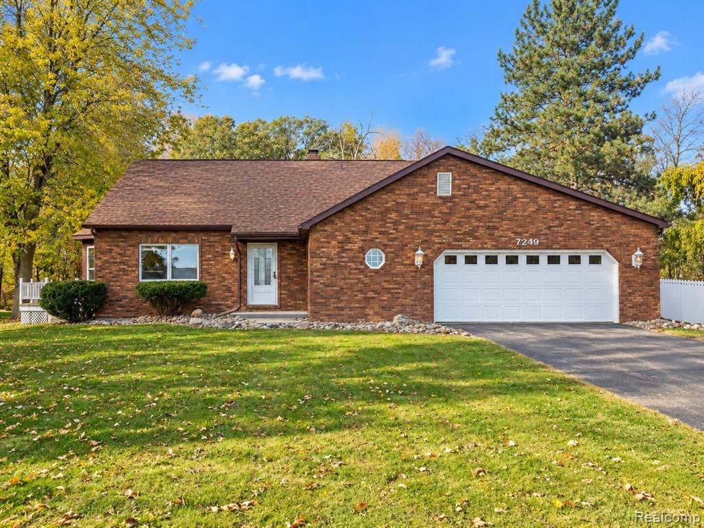 7249 Hackett Road — photo