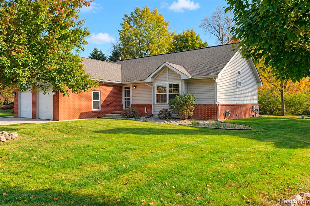 6015 Colony Park Drive — photo