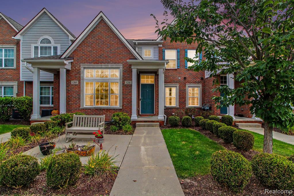 1211 Starwood Lane — photo