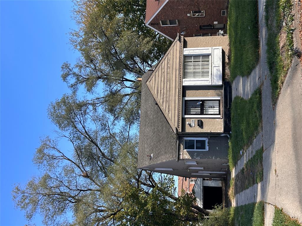 17588 Greenview Avenue — photo