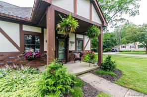 357 Riddle Street, Howell, MI 48843 — photo 3