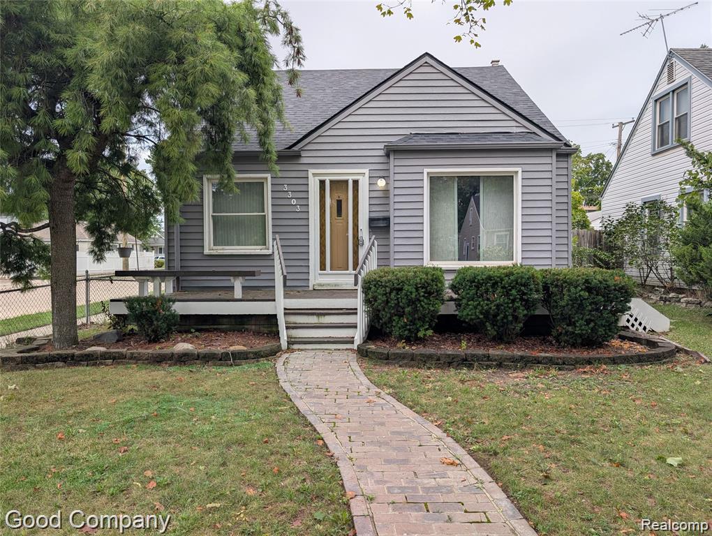 3303 Cummings Avenue — photo