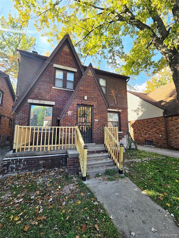 5751 Yorkshire Road — photo